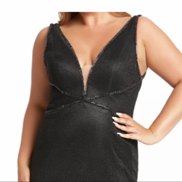 Fabulouss by Mac Duggal Metallic Gown - Picture 2 of 2